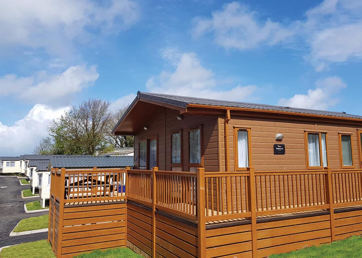 Sandaway Beach Holiday Park Combe Martin Exterior photo