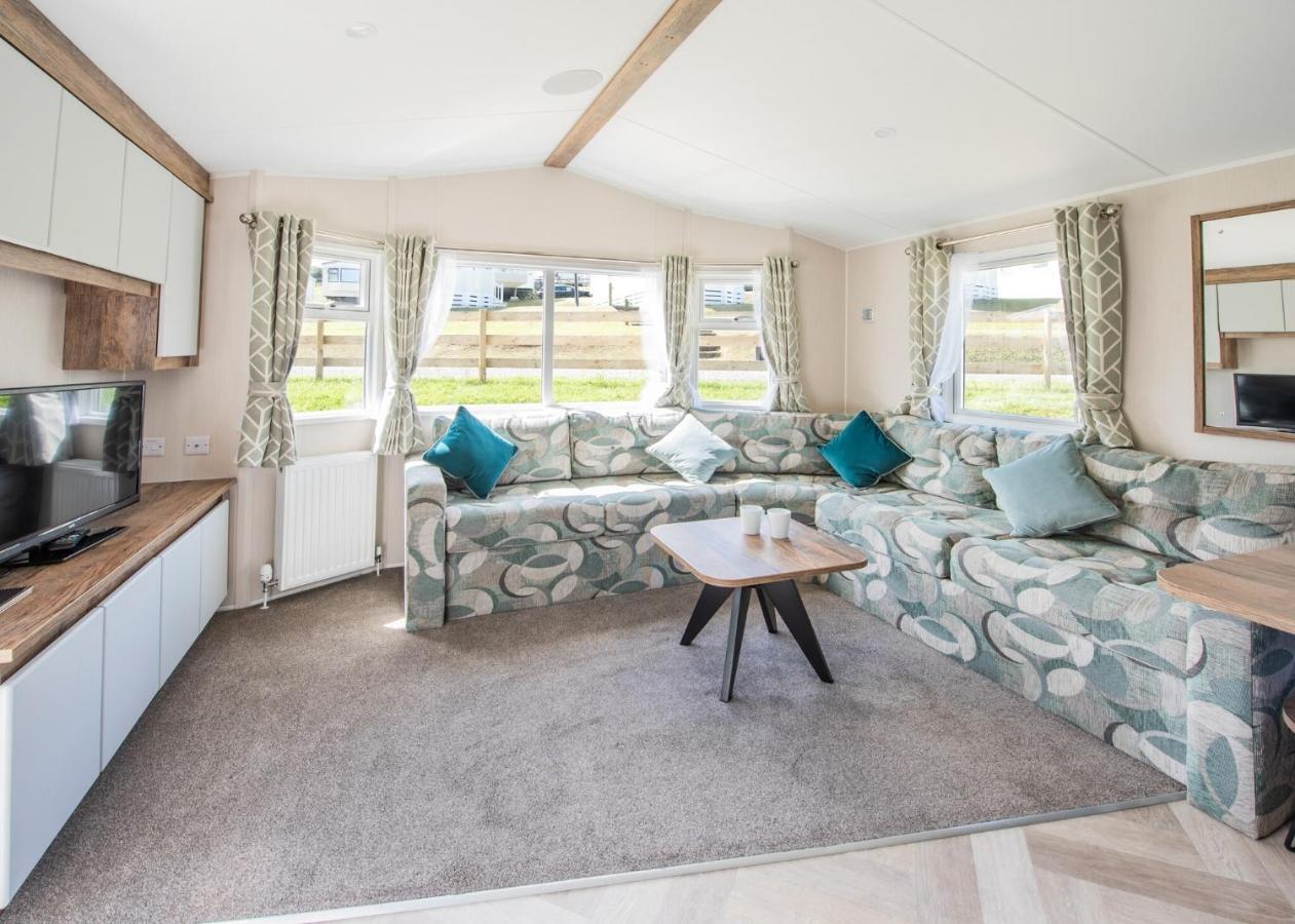 Sandaway Beach Holiday Park Combe Martin Exterior photo