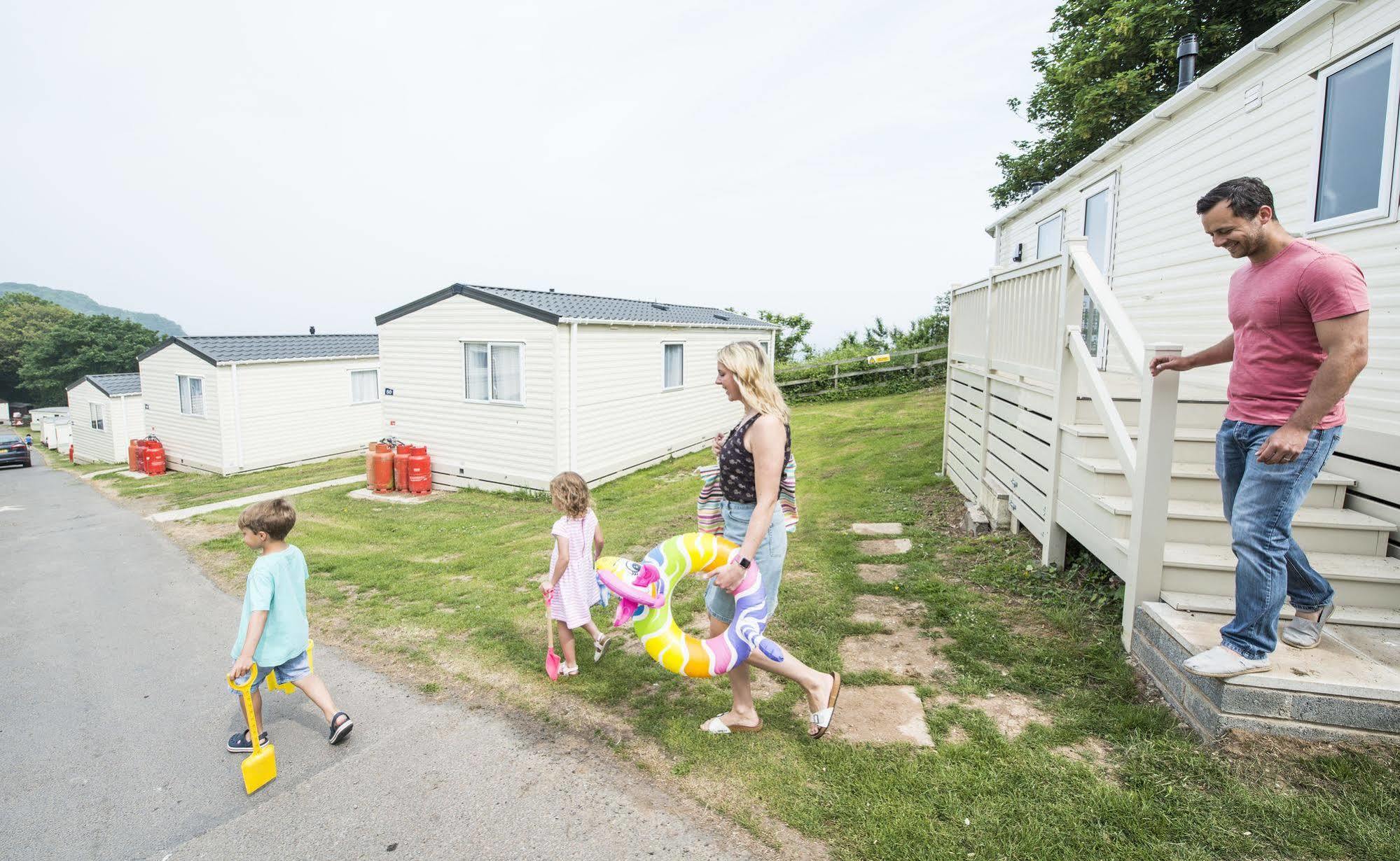 Sandaway Beach Holiday Park Combe Martin Exterior photo